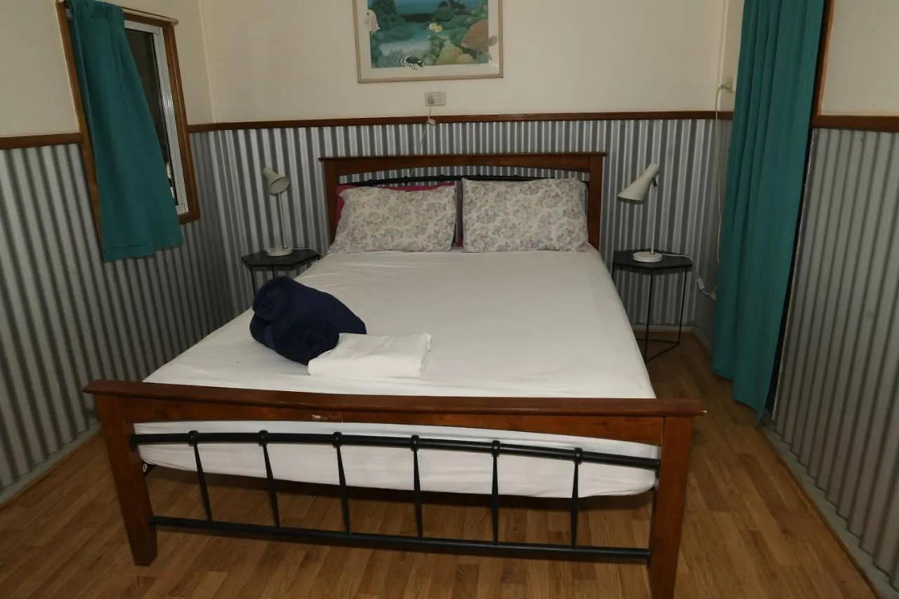 Scotty'S Mission Beach Hostel
